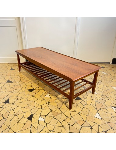 Table basse scandinave à barreaux plus qu'un jeu 