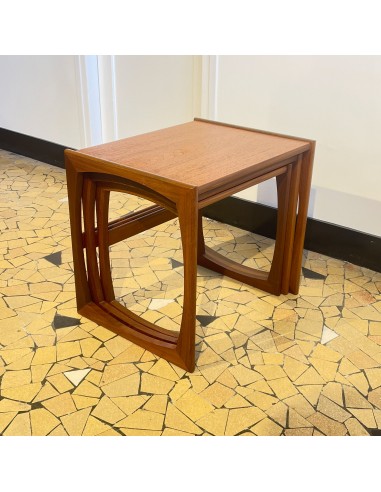 Table basse gigogne moderniste pas cher